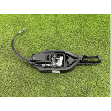 Кронштейн ручки двери