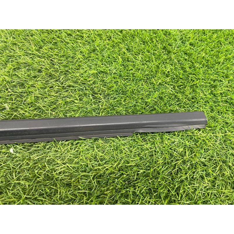 Молдинг стекла (кузов и элементы) FORD ESCAPE MK4 2020 1.5 LJ6Z7821452A