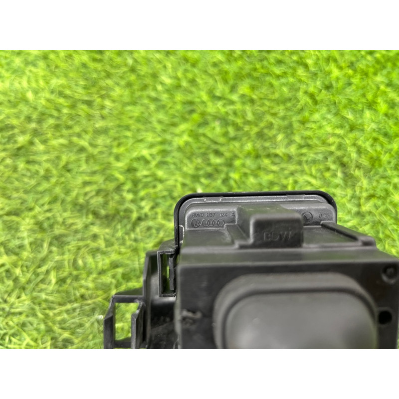 Блок предохранителей (электрика) Audi A5 F5 2019 2.0 TFSI 8W0937124A