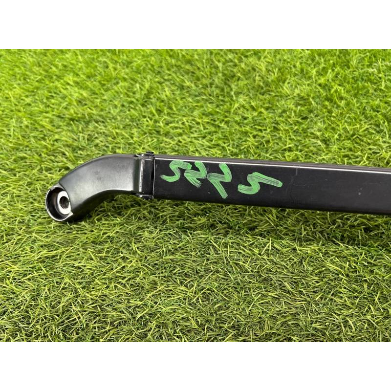 Поводок дворника (кузов и элементы) AUDI A8 D4 2011 4,2 4H1955408A1P9