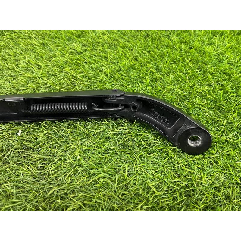 Поводок дворника (кузов и элементы) AUDI A8 D4 2011 4,2 4H1955408A1P9