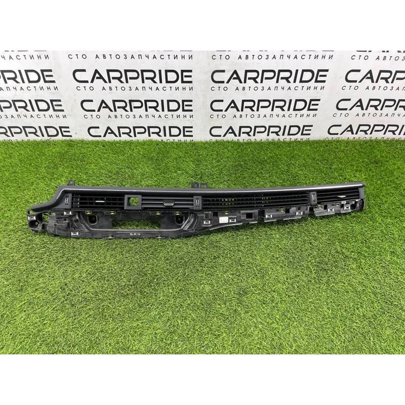 Центральный дефлектор салона (салон) AUDI A4 B9 2017 2.0L 8W1820902E6PS