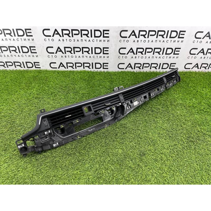 Центральный дефлектор салона (салон) AUDI A4 B9 2017 2.0L 8W1820902E6PS