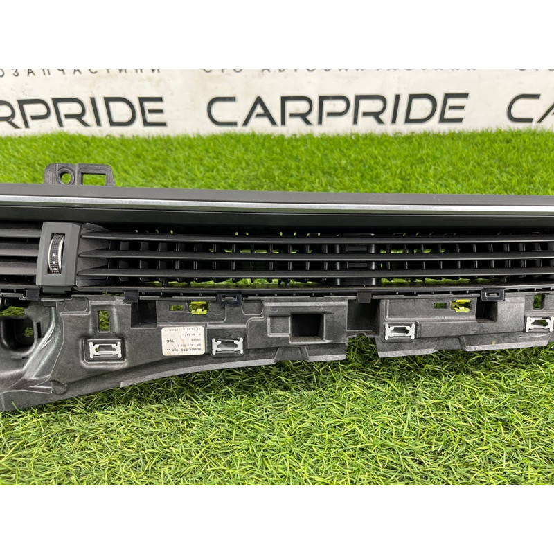 Центральный дефлектор салона (салон) AUDI A4 B9 2017 2.0L 8W1820902E6PS