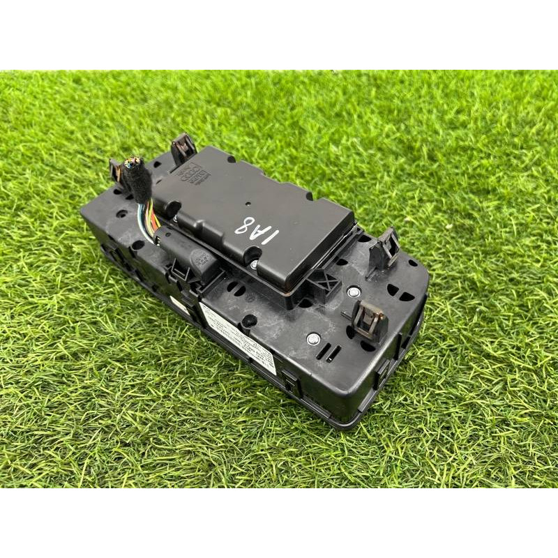 Блок кнопок мультимедиа (электрика / блок управления) AUDI A8 D4 2011 4,2 4H1919600M