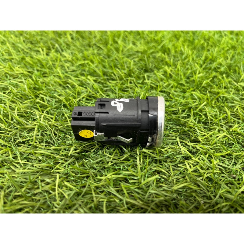 Кнопка Start Stop (электрика / кнопки) AUDI A8 D4 2011 4,2 4H1905217A