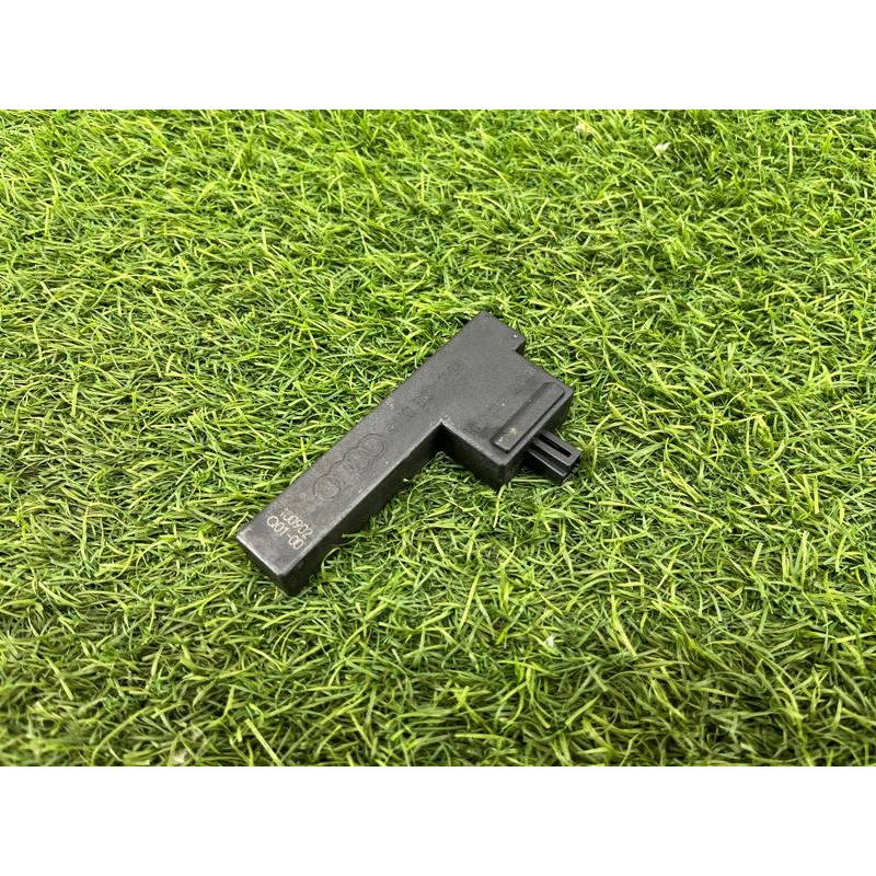 Антенна бесключевого доступа (электрика) AUDI A8 D4 2011 4,2 4H0907247