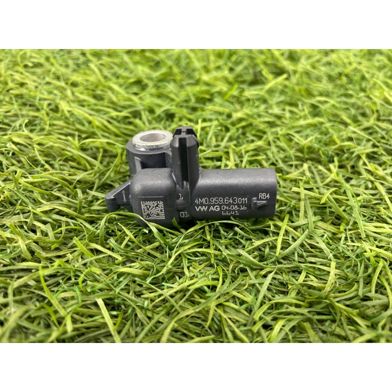 Датчик удара (электрика / датчики) AUDI A4 B9 2017 2.0L 4M0959643