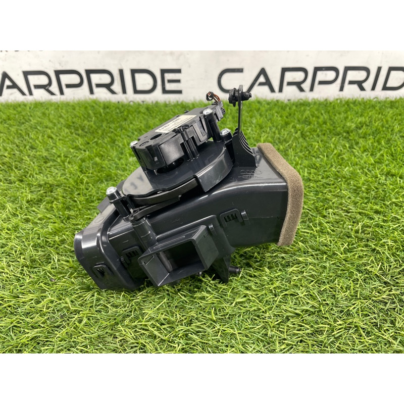 Дефлектор воздуховода (салон) AUDI A8 D4 2011 4,2 4H1819353A