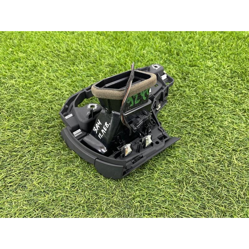 Дефлектор воздуховода (салон) AUDI A4 B9 2017 2.0L 8W1820901B6PS