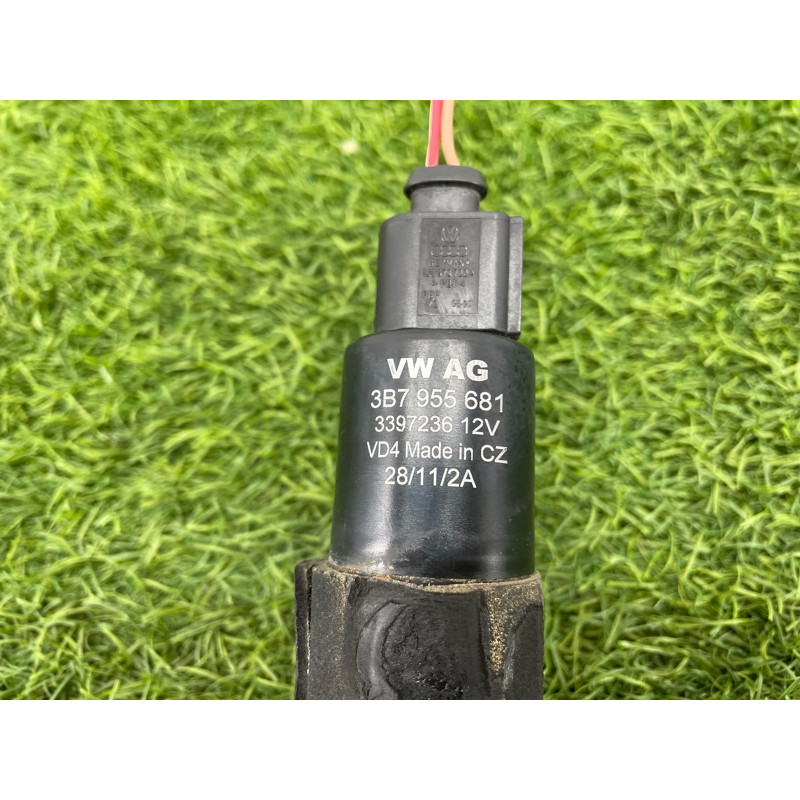 Мотор омывателя фар (электрика) Audi Q5 8R 2012 3.2 CALB 3B7955681