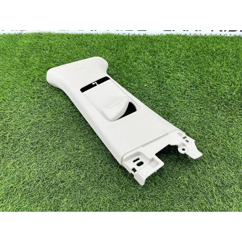 Обшивка стойки центральная (салон) FORD ESCAPE MK4 2020 1.5 LJ6Z7824357AA