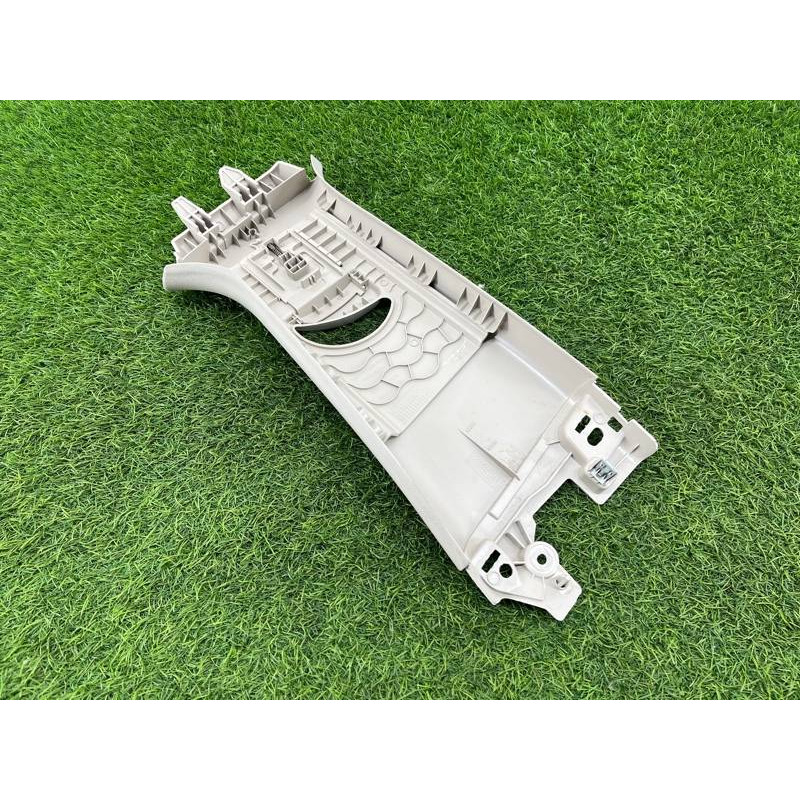 Обшивка стойки центральная (салон) FORD ESCAPE MK4 2020 1.5 LJ6Z7824357AA