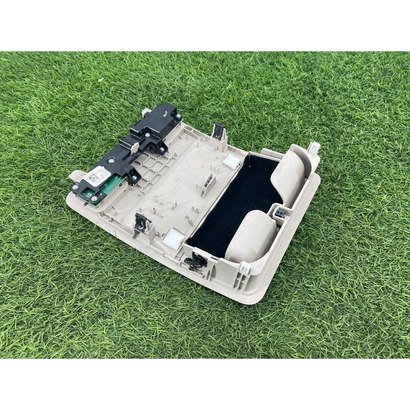 Салонний світильник (салон) FORD ESCAPE MK4 2020 1.5 LJ6Z58519A70AA