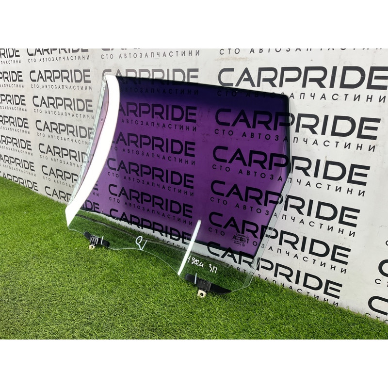 Скло (кузов і елементи) Renault Scenic III 2011 1.6 R9M 823000010R