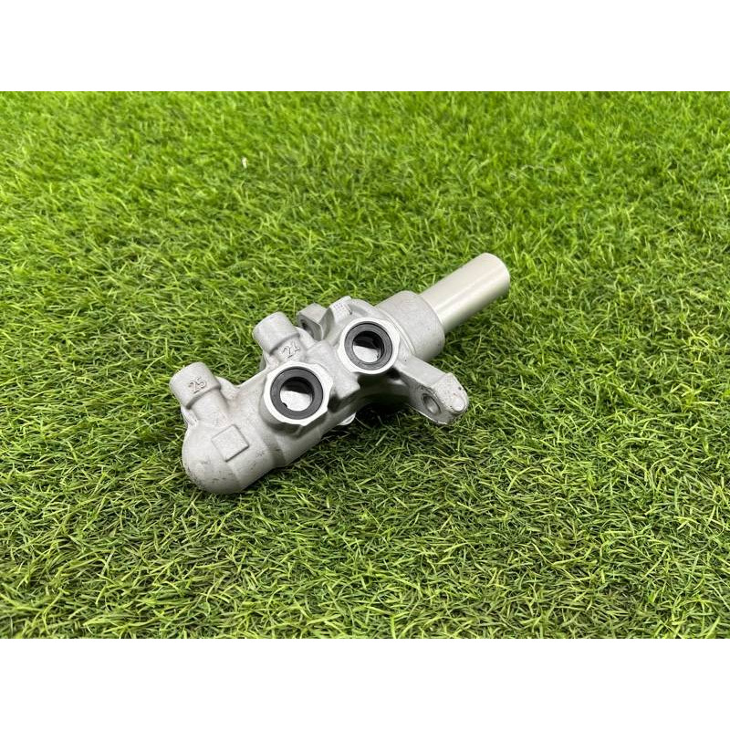 Главный тормозной цилиндр (тормозная система) FORD ESCAPE MK4 2020 1.5 JX6Z2140K