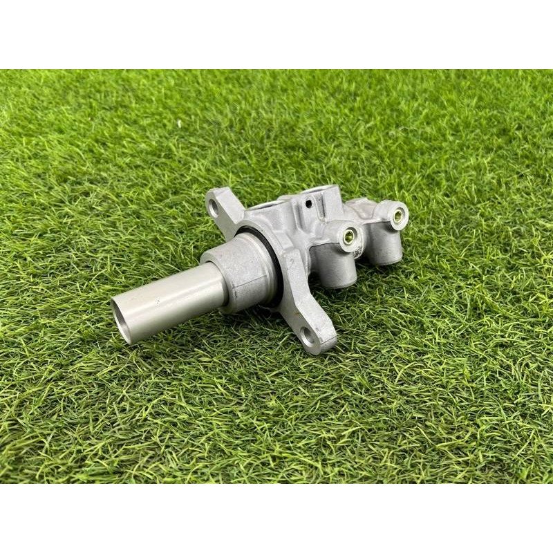 Главный тормозной цилиндр (тормозная система) FORD ESCAPE MK4 2020 1.5 JX6Z2140K