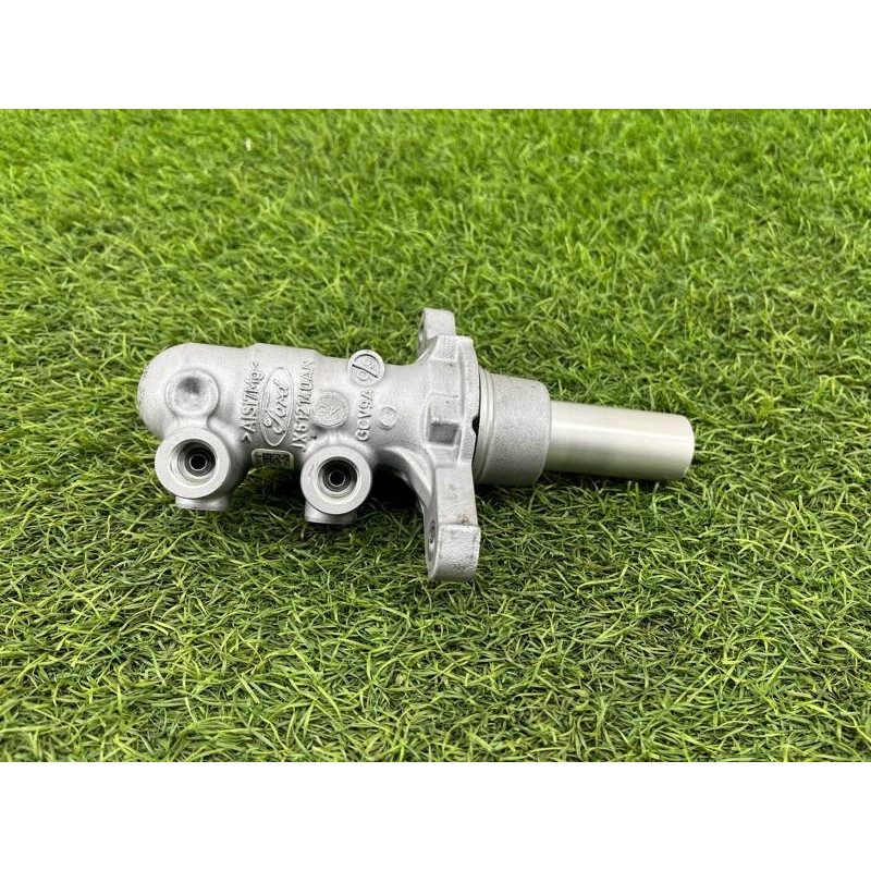 Главный тормозной цилиндр (тормозная система) FORD ESCAPE MK4 2020 1.5 JX6Z2140K