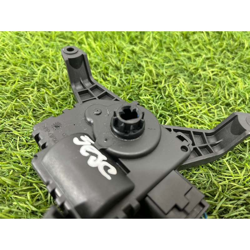 Привод заслонки отопителя (отопление и кондиционирование) FORD ESCAPE MK4 2020 1.5 JX6Z19E616DA