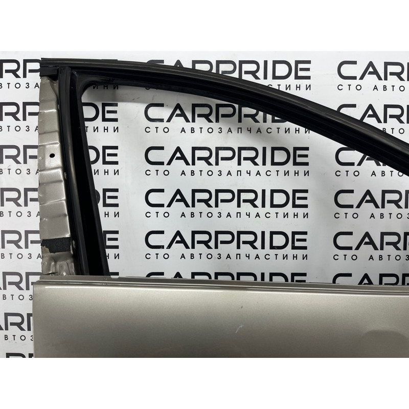 Дверь голая (наружные элементы кузова) Renault Scenic III 2011 1.6 R9M 801008349R