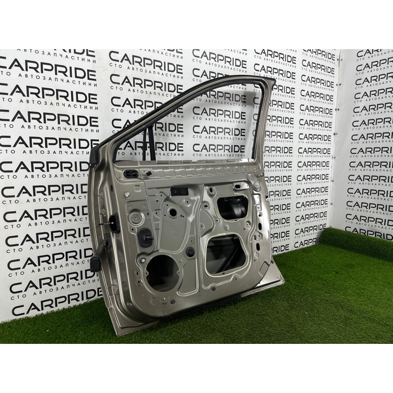 Дверь голая (наружные элементы кузова) Renault Scenic III 2011 1.6 R9M 801008349R
