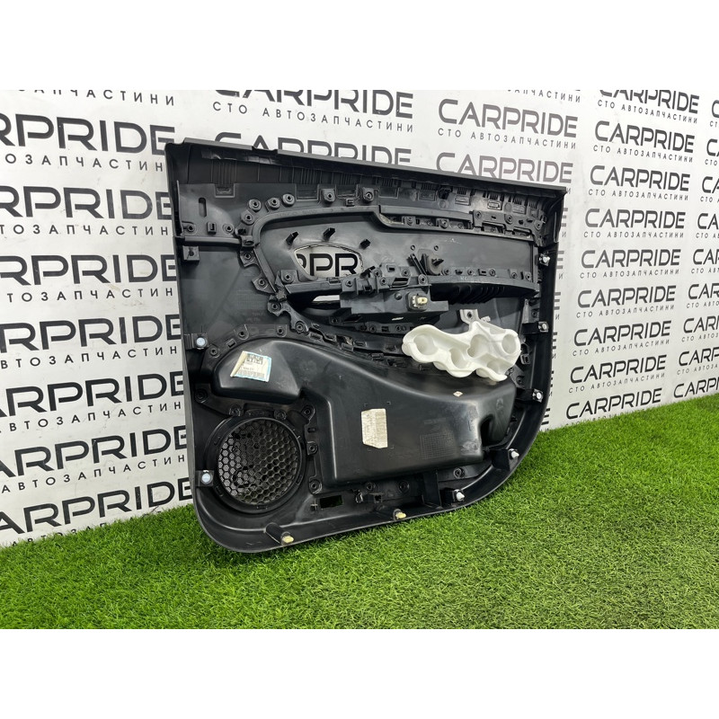 Дверная карта (салон) Renault Scenic III 2011 1.6 R9M 809015671R