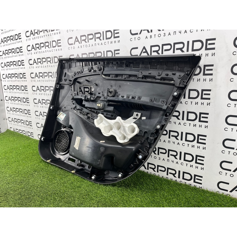 Дверная карта (салон) Renault Scenic III 2011 1.6 R9M 809015671R