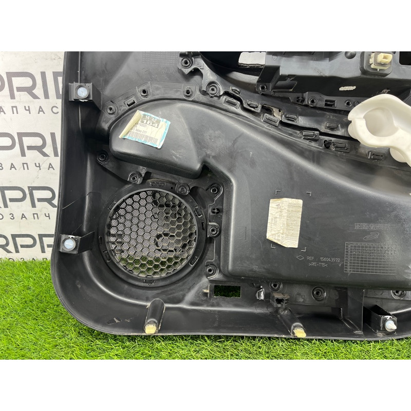 Дверная карта (салон) Renault Scenic III 2011 1.6 R9M 809015671R