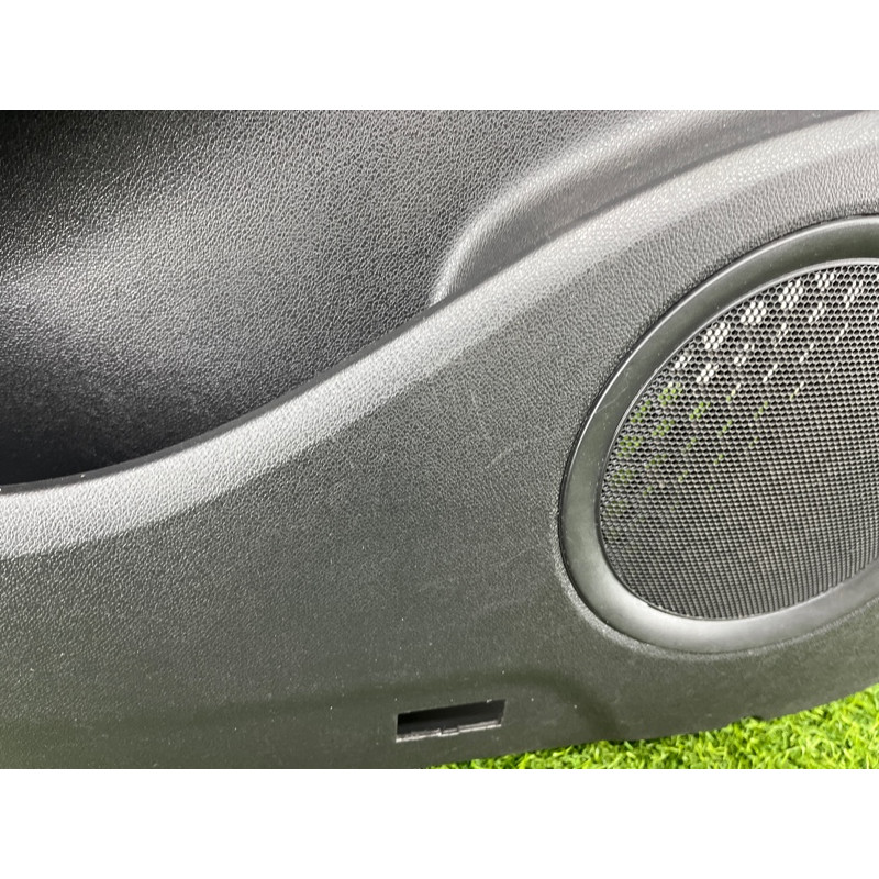 Дверная карта (салон) Renault Scenic III 2011 1.6 R9M 829A18971R