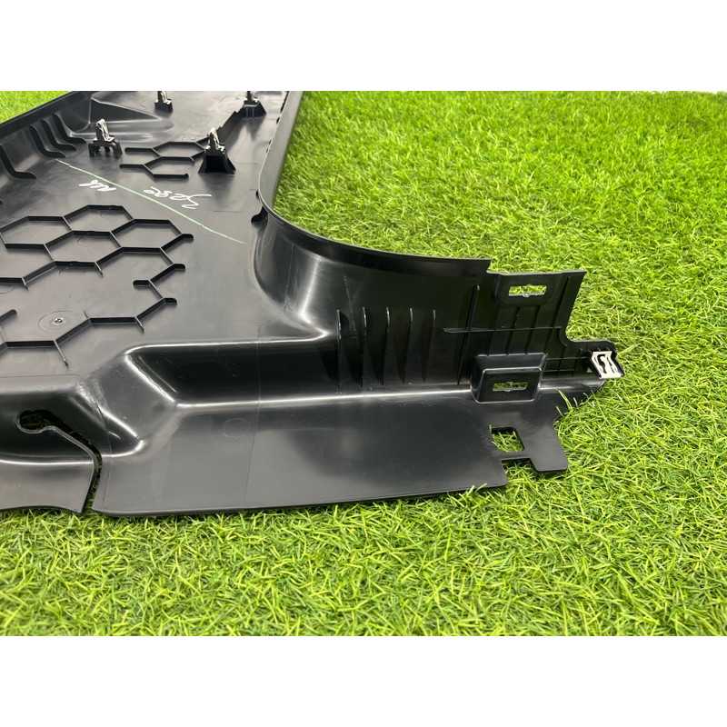 Обшивка стойки центральная (салон) FORD ESCAPE MK4 2020 1.5 LJ6Z7824347AA