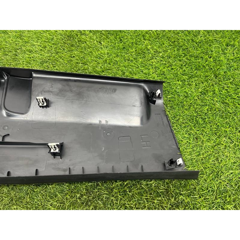 Обшивка стойки центральная (салон) FORD ESCAPE MK4 2020 1.5 LJ6Z7824347AA