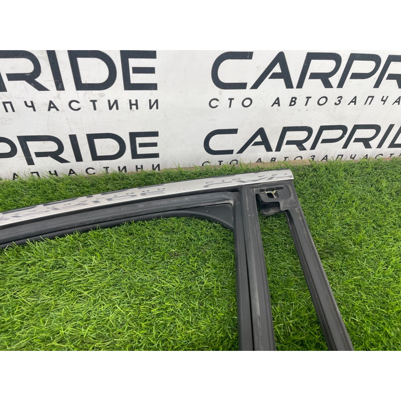 Уплотнитель стекла двери (кузов и элементы) FORD ESCAPE MK4 2020 1.5 LJ6Z7821597B