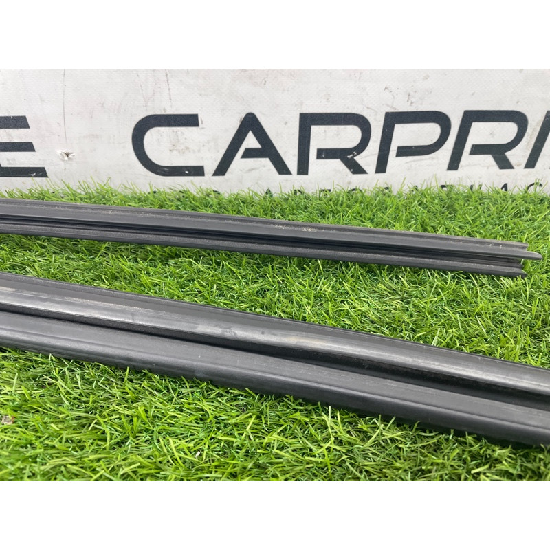 Уплотнитель стекла двери (кузов и элементы) FORD ESCAPE MK4 2020 1.5 LJ6Z7821597B