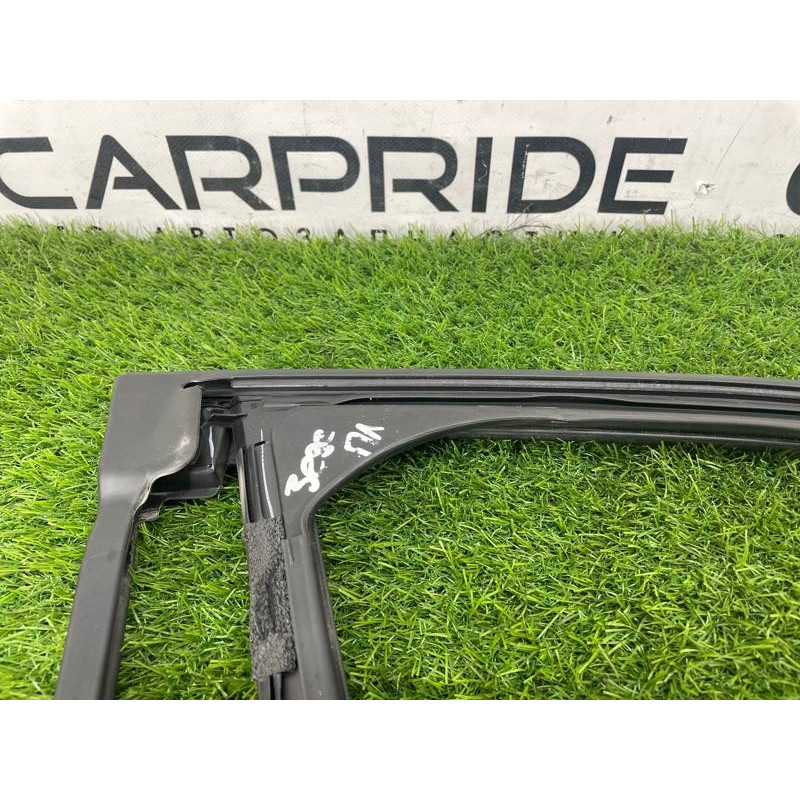 Уплотнитель стекла двери (кузов и элементы) FORD ESCAPE MK4 2020 1.5 LJ6Z7821597B