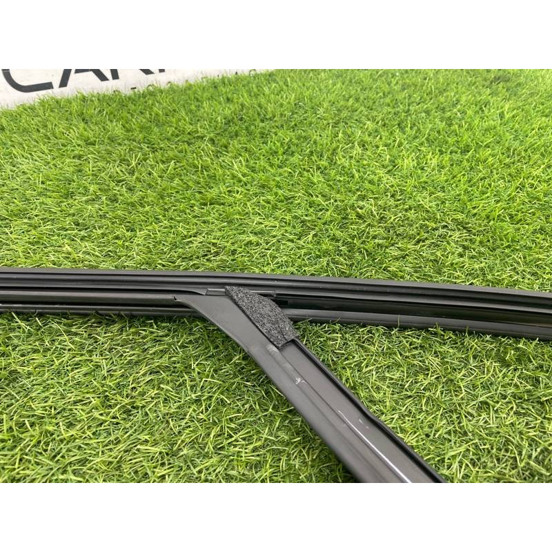 Уплотнитель стекла двери (кузов и элементы) FORD ESCAPE MK4 2020 1.5 LJ6Z7821597B