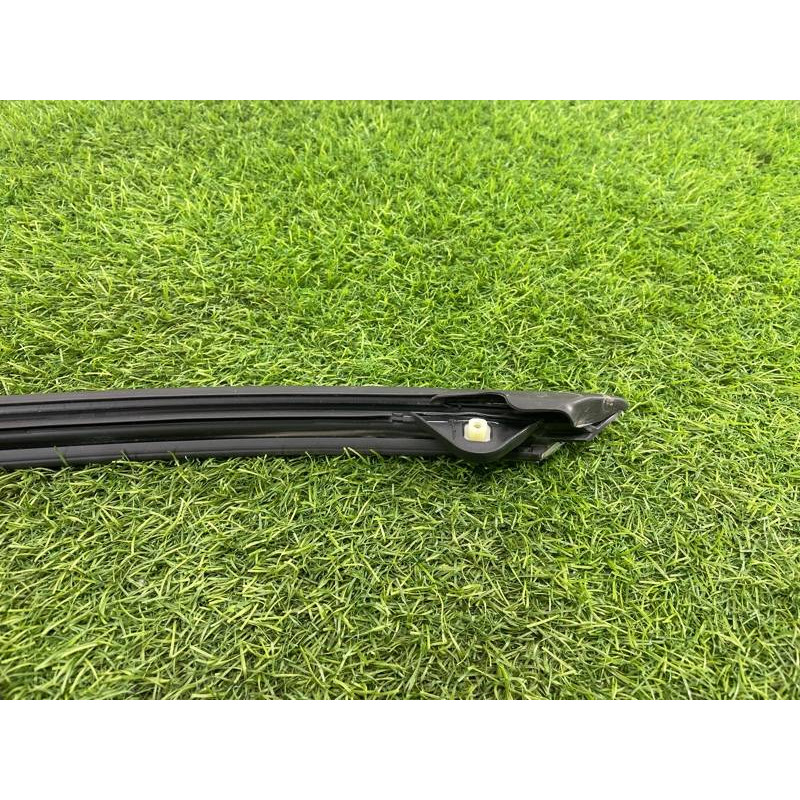 Уплотнитель стекла двери (кузов и элементы) FORD ESCAPE MK4 2020 1.5 LJ6Z7821597B