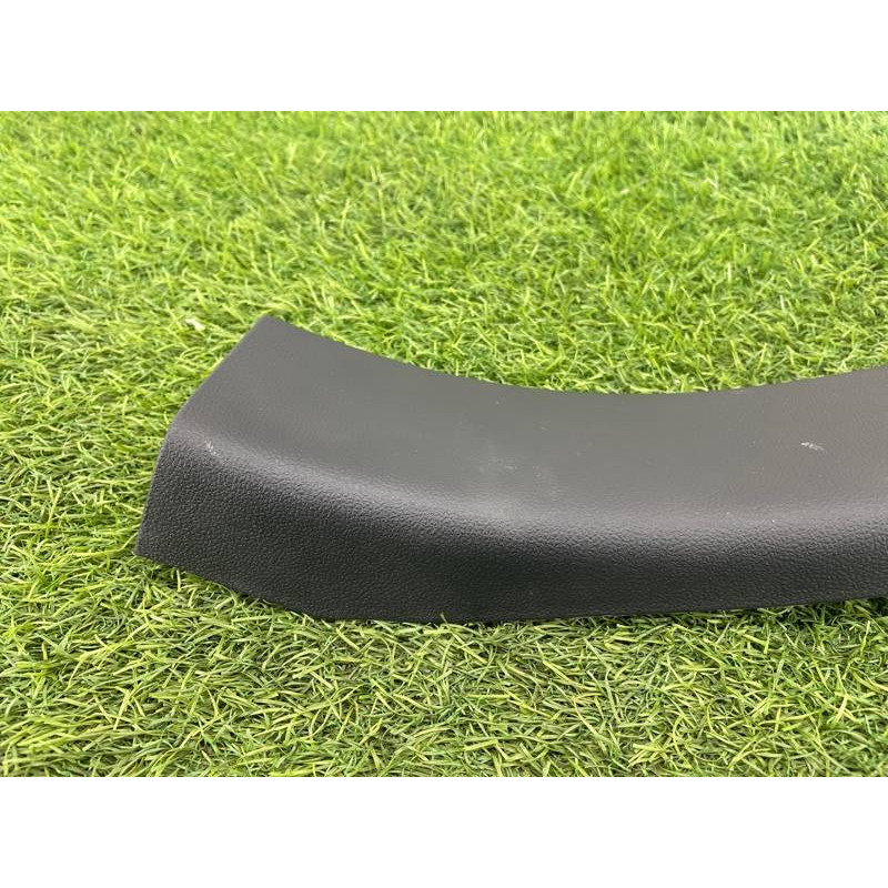 Накладка на порог (кузов и элементы) FORD ESCAPE MK4 2020 1.5 LJ6Z7813229AA