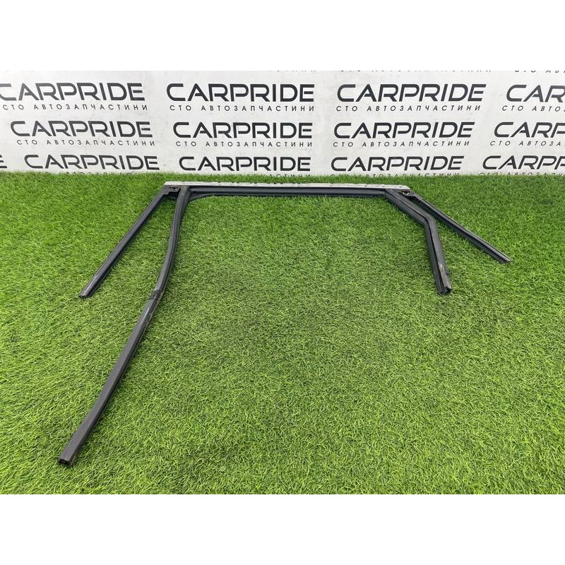 Уплотнитель стекла двери (кузов и элементы) FORD ESCAPE MK4 2020 1.5 LJ6Z7825767B