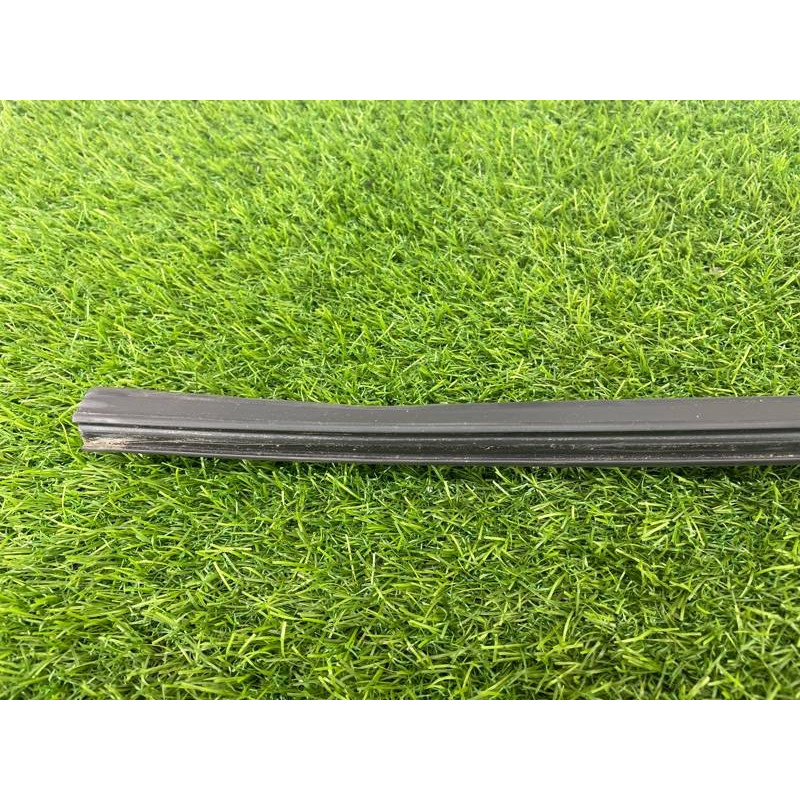 Уплотнитель стекла двери (кузов и элементы) FORD ESCAPE MK4 2020 1.5 LJ6Z7825767B