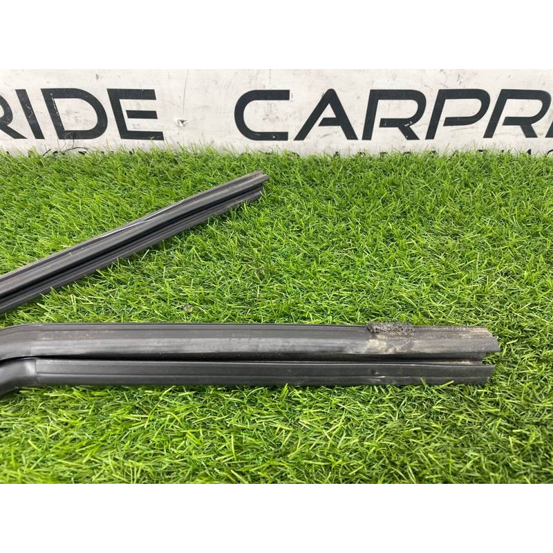 Уплотнитель стекла двери (кузов и элементы) FORD ESCAPE MK4 2020 1.5 LJ6Z7825767B