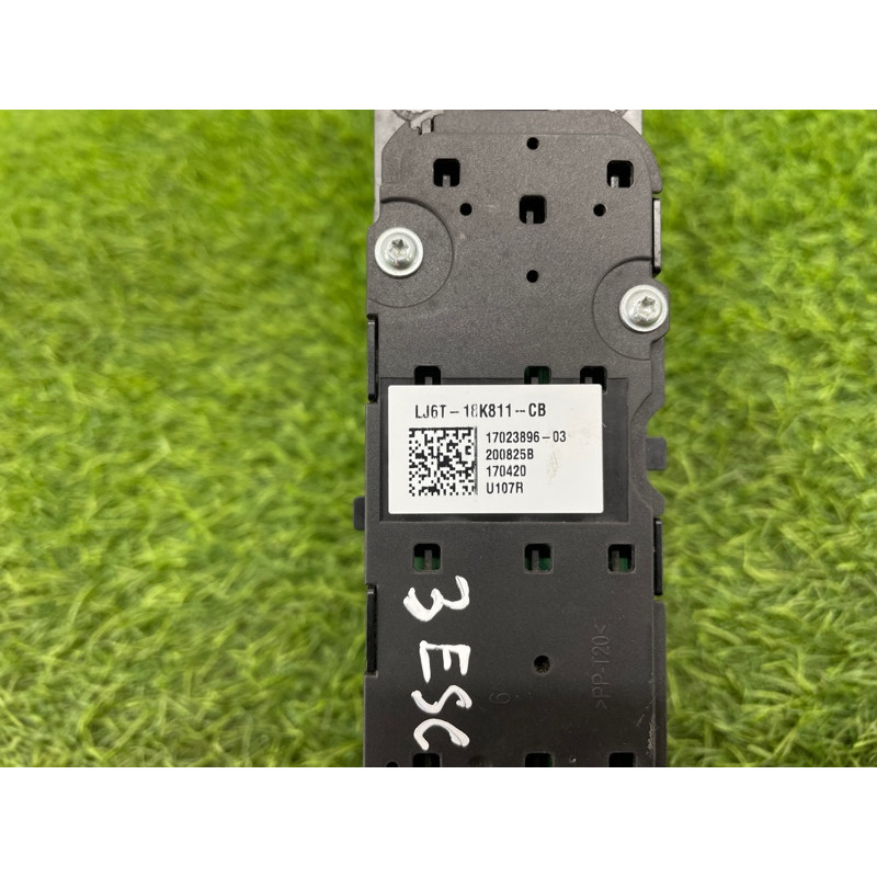 Панель управления мультимедиа (электрика / блок управления) FORD ESCAPE MK4 2020 1.5 LJ6Z18C858CA