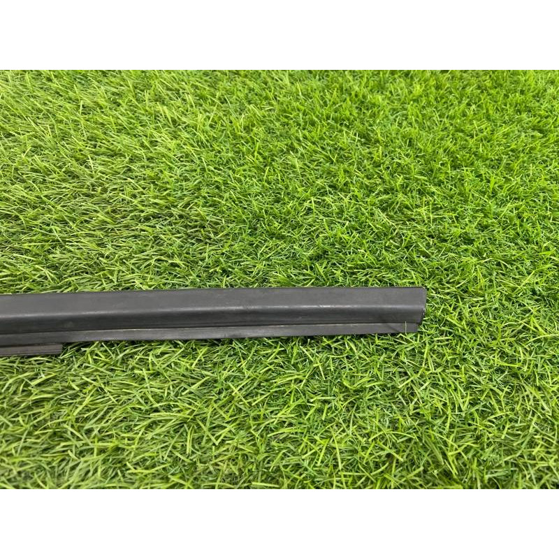 Молдинг скла (кузов і елементи) FORD ESCAPE MK4 2020 1.5 LJ6Z7825860A