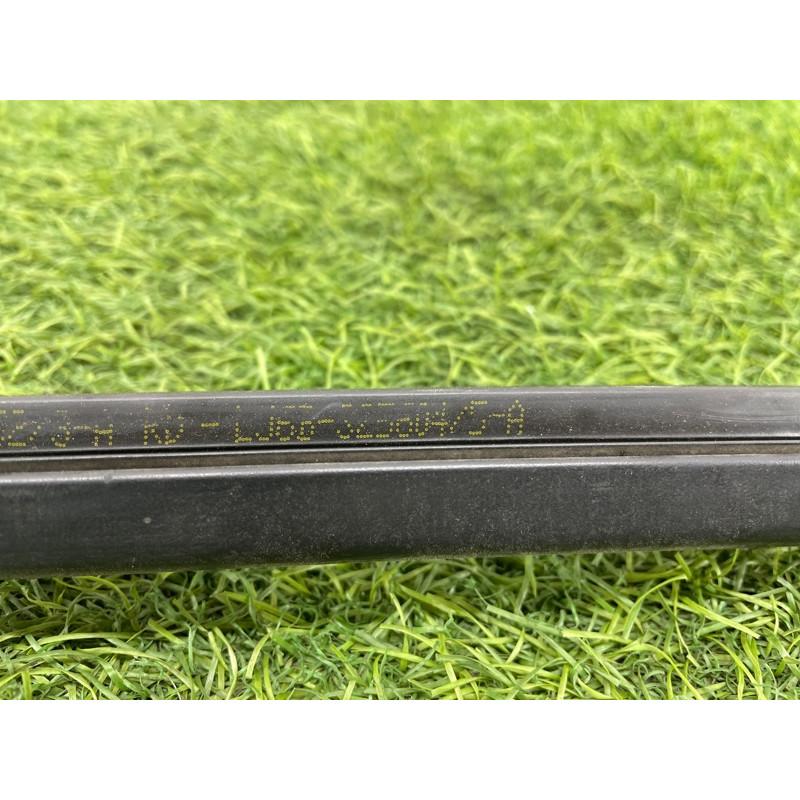 Молдинг скла (кузов і елементи) FORD ESCAPE MK4 2020 1.5 LJ6Z7825860A