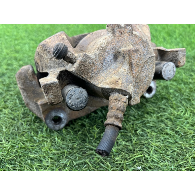 Суппорт тормозной (тормозная система) Renault Scenic III 2011 1.6 R9M 410110001R