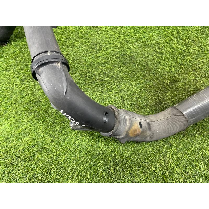 Патрубок интеркулера (двигатель и элементы) Renault Scenic III 2011 1.6 R9M 144605705R