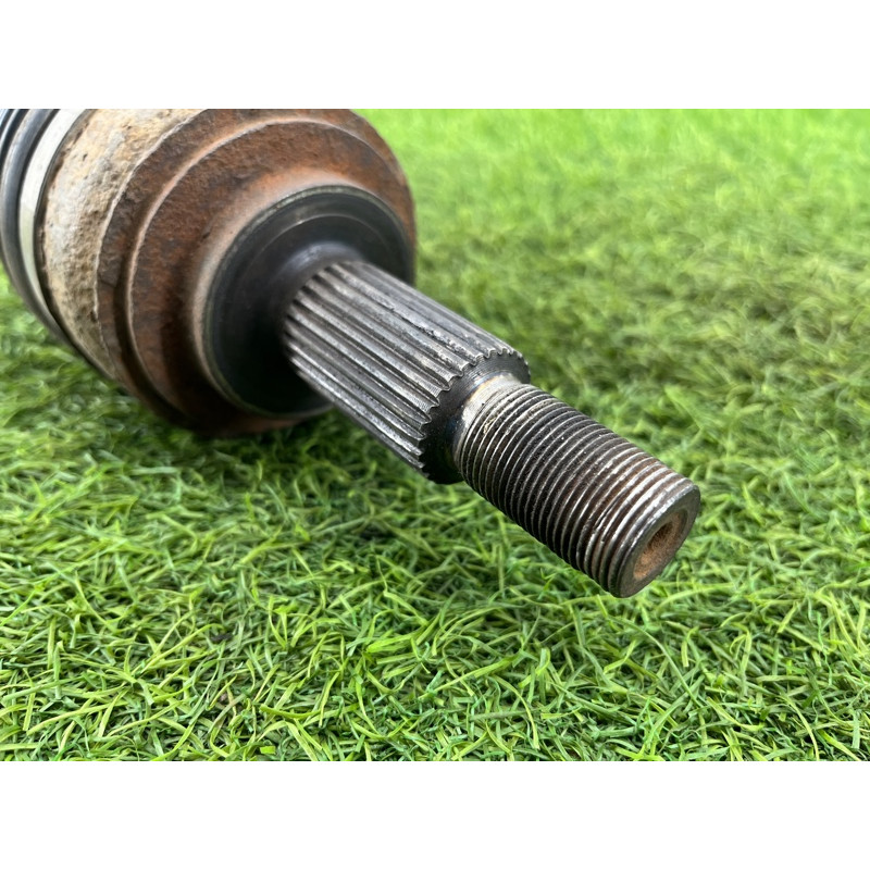 Привод (трансмиссия) Renault Scenic III 2011 1.6 R9M 391001702R