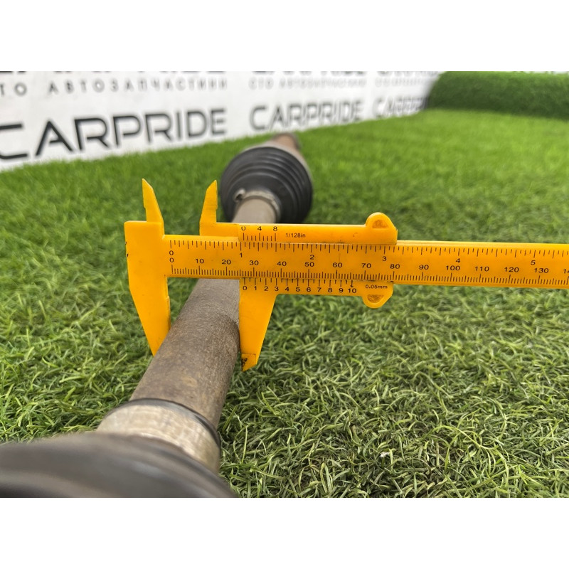 Привод (трансмиссия) Renault Scenic III 2011 1.6 R9M 391001702R