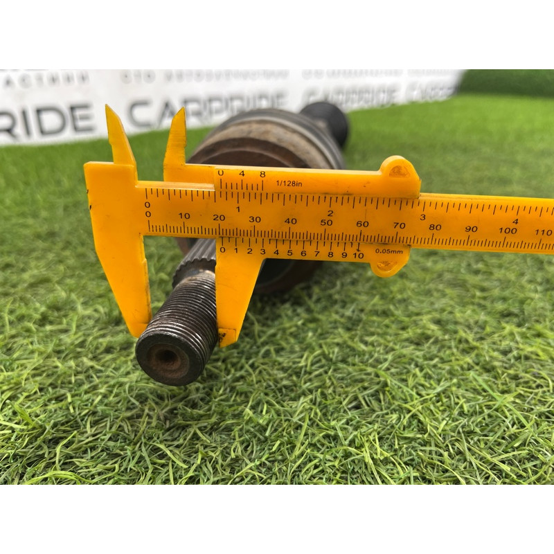 Привод (трансмиссия) Renault Scenic III 2011 1.6 R9M 391001702R