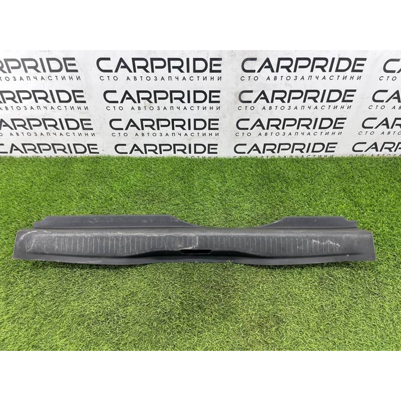 Накладка замка крышки багажника (салон) Renault Scenic III 2011 1.6 R9M 849210002R