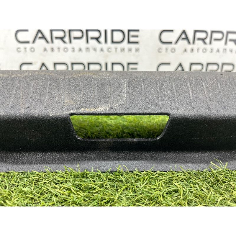 Накладка замка крышки багажника (салон) Renault Scenic III 2011 1.6 R9M 849210002R